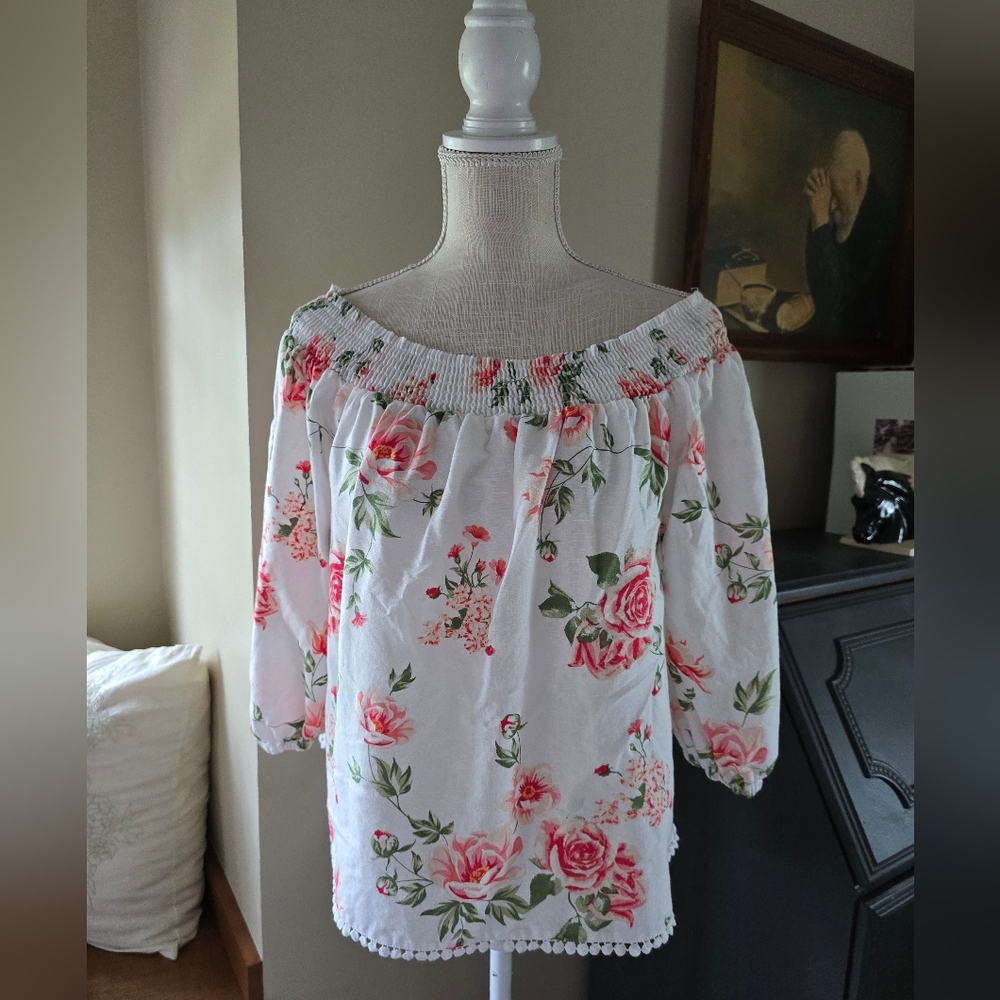Zara Off The Shoulder Size Small Womens Beautiful Floral Top